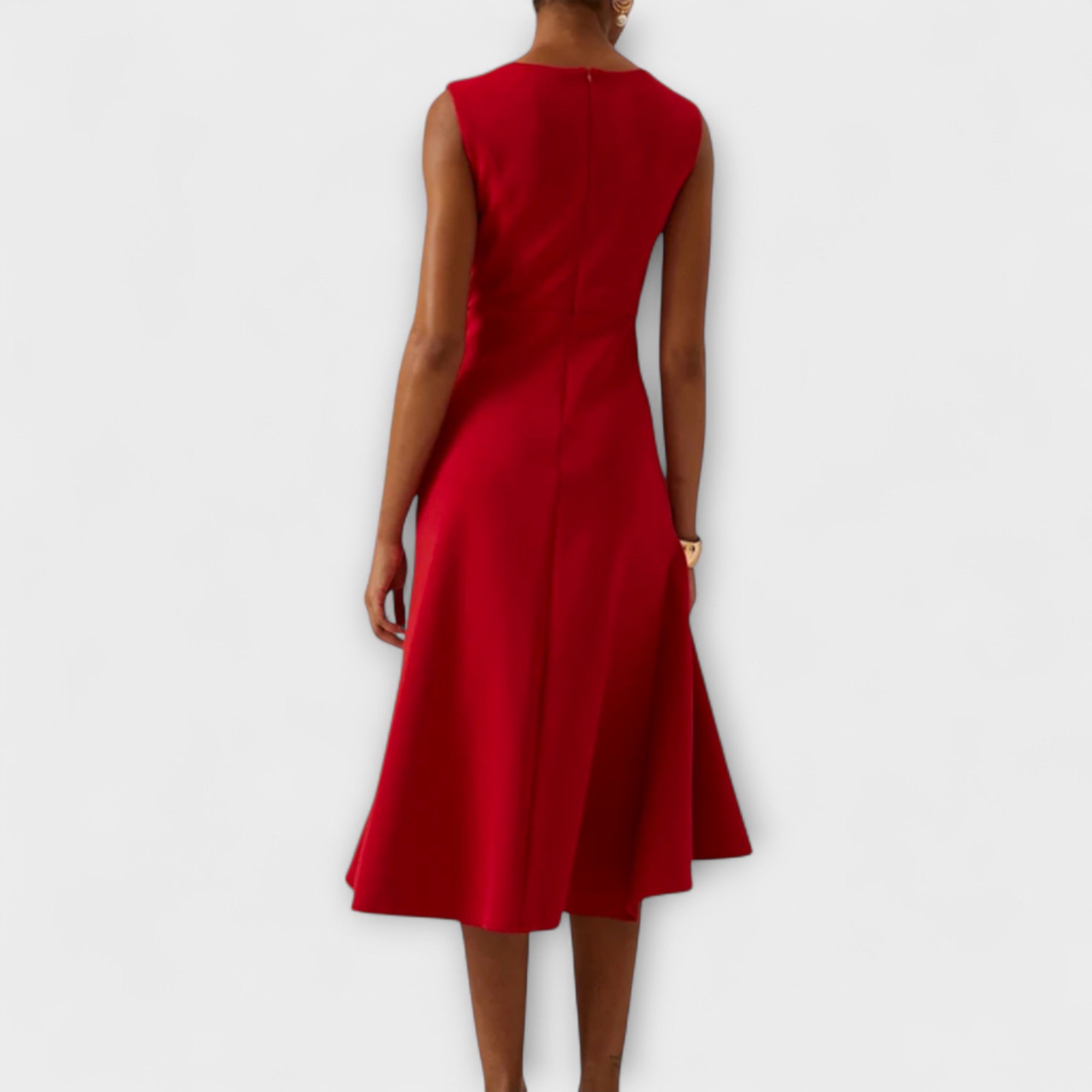 MARISSA™ – Robe sans manches élégante en style drapé